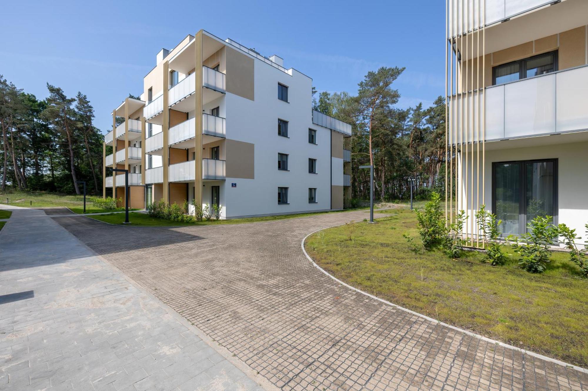 Aquamarina Dabki Marina Invest Aparthotel Buitenkant foto