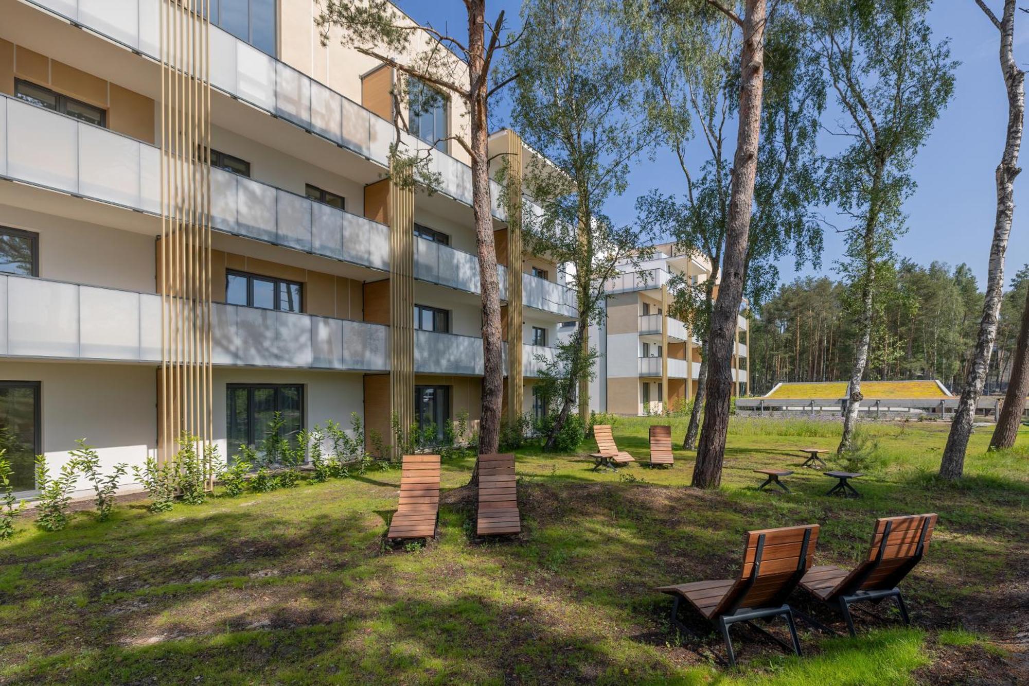 Aquamarina Dabki Marina Invest Aparthotel Buitenkant foto