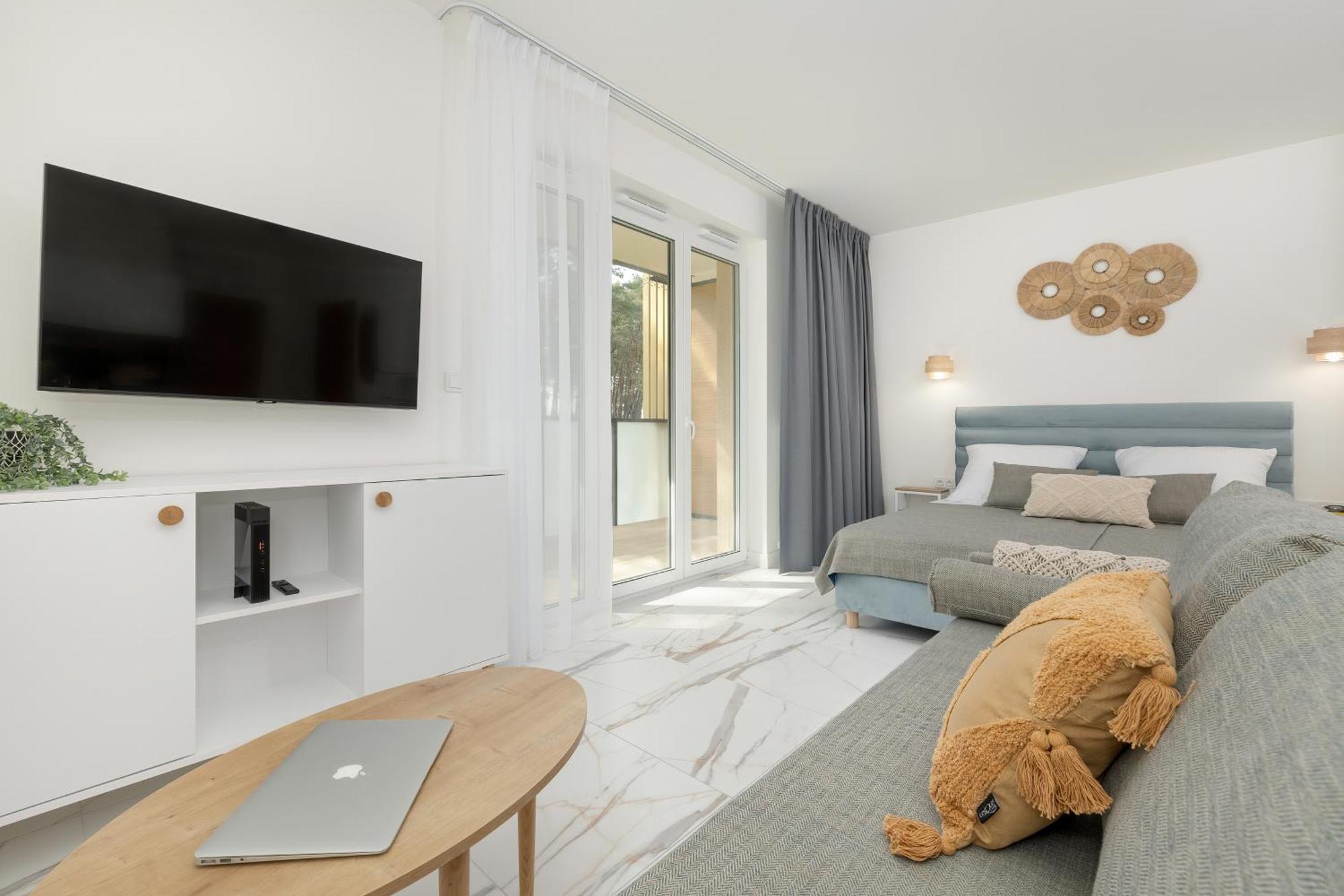 Aquamarina Dabki Marina Invest Aparthotel Buitenkant foto